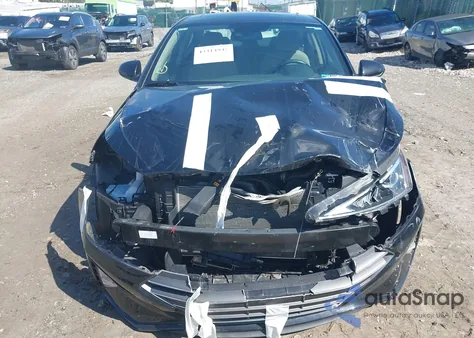 2020 Hyundai Elantra Value Edition z USA, uszkodzony, nr VIN 5NPD84LF1LH620493